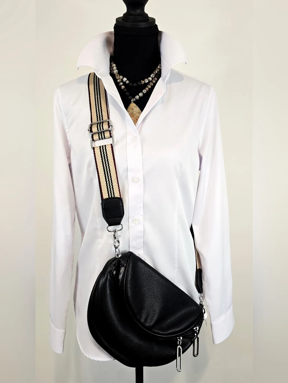 Black Crescent Crossbody Bag Wide Strap Minimalist Slouchy Everyday Vacation